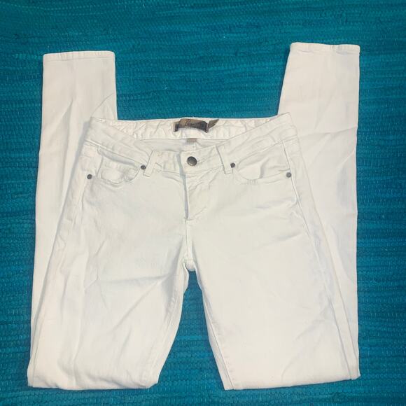 NWOT $189 PAIGE SKYLINE WHITE DENIM ANKLE JEANS 24 - Picture 13 of 14